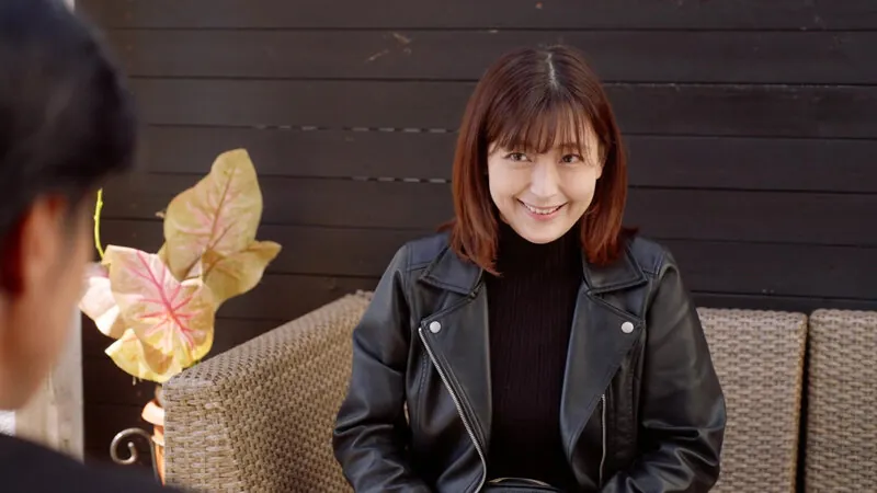 FANZAが提供している大浦真奈美の寝取られSEXを夫に見せつける美人妻(h_198need00105r18)のサンプル画像-7
