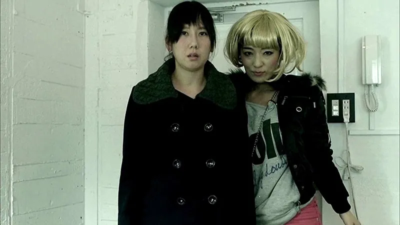 FANZAが提供している古川いおりの金にまみれたSEX地獄(h_198next00003)のサンプル画像-10