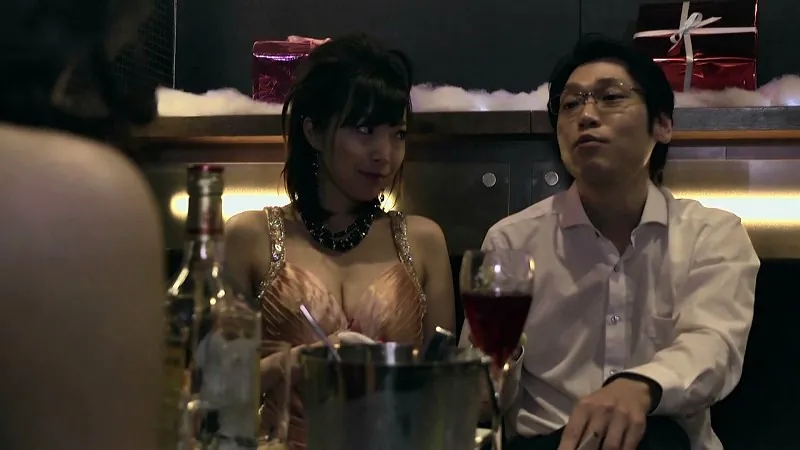 FANZAが提供している嬢王ゲームシリーズVol.2 桜井あゆのオーナーとセックスしたくてたまらないキャバ嬢(h_198next00013)のサンプル画像-1