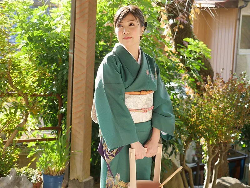 FANZAが提供している欲望に目覚めた旅館の女将(h_239rubyr00083)のサンプル画像-3