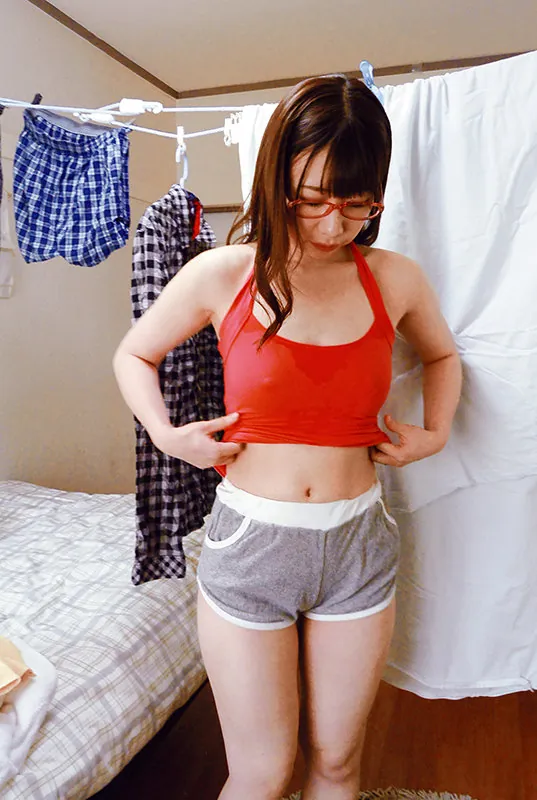 FANZAが提供している団地妻の誘惑(h_254rkie00020)のサンプル画像-3