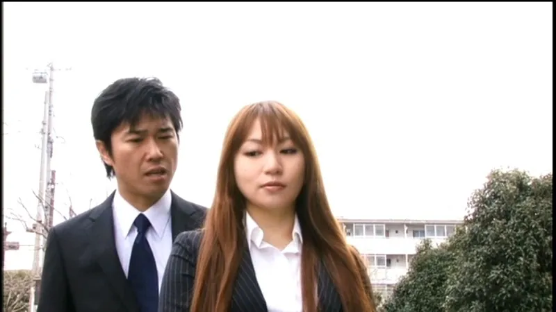 FANZAが提供している男性社員全員と関係を持つ熟女キャリア・ウーマン(h_302plip00012)のサンプル画像-16
