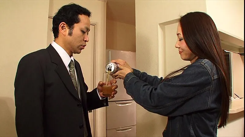FANZAが提供している美熟女姉妹スワッピング 貞淑な姉と淫乱な妹(h_363gmon00009)のサンプル画像-10