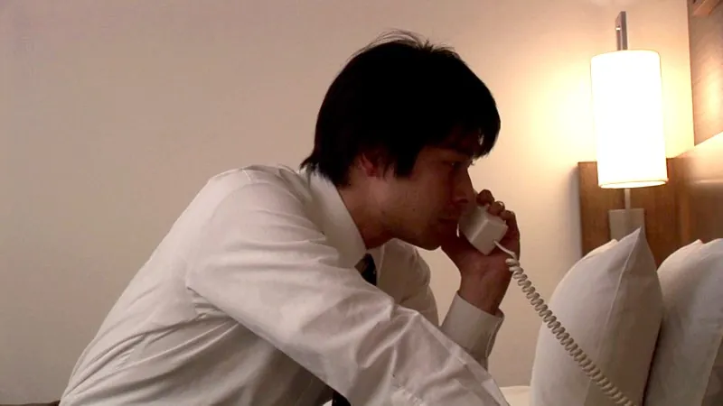 FANZAが提供しているビジネスホテルでマッサージを頼んだら若い女性で…(h_590rt00003)のサンプル画像-2