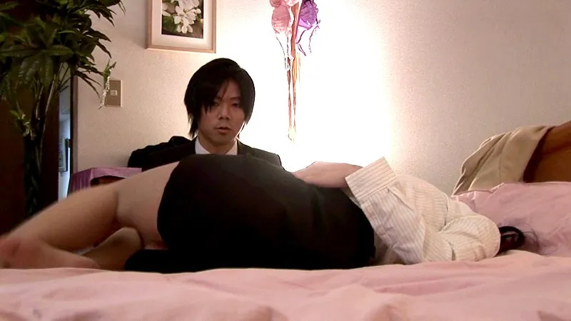 FANZAが提供している美人上司が酔いつぶれて…(h_590rt00007)のサンプル画像-5