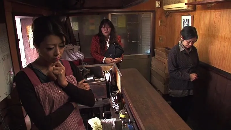 FANZAが提供している美熟女浪漫物語SP 女将と芸者の官能恋模様(h_721pcr00025)のサンプル画像-5