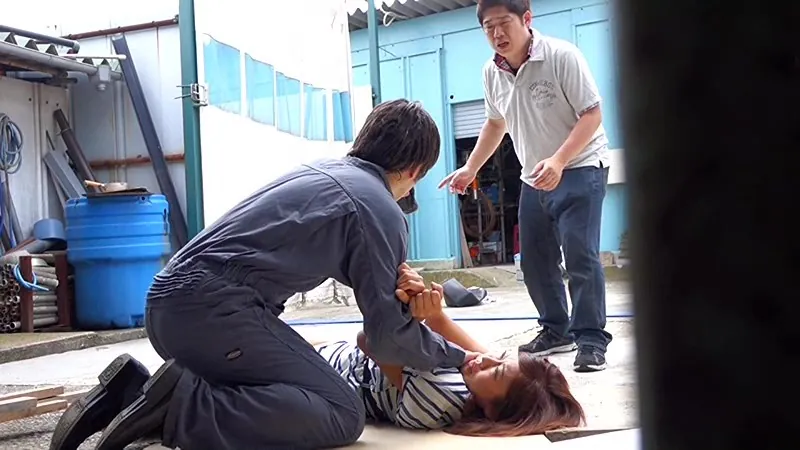 FANZAが提供している犯●れてしまった女たち 嫌…でも感じちゃう… 第四幕(h_721pcr00034)のサンプル画像-6