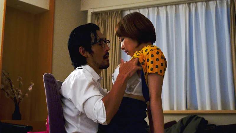 FANZAが提供している吉澤友貴と宍戸里帆のエロく透ける極上ボディに溺れる情熱快感SEX(h_953cnpd00101r18)のサンプル画像-4