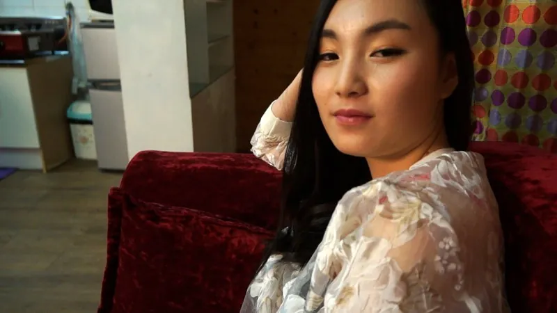 FANZAが提供している28歳女後輩と一回(h_990drcm00041)のサンプル画像-7